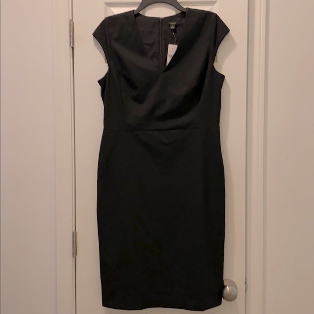 Ann Taylor all black short sleeve dress